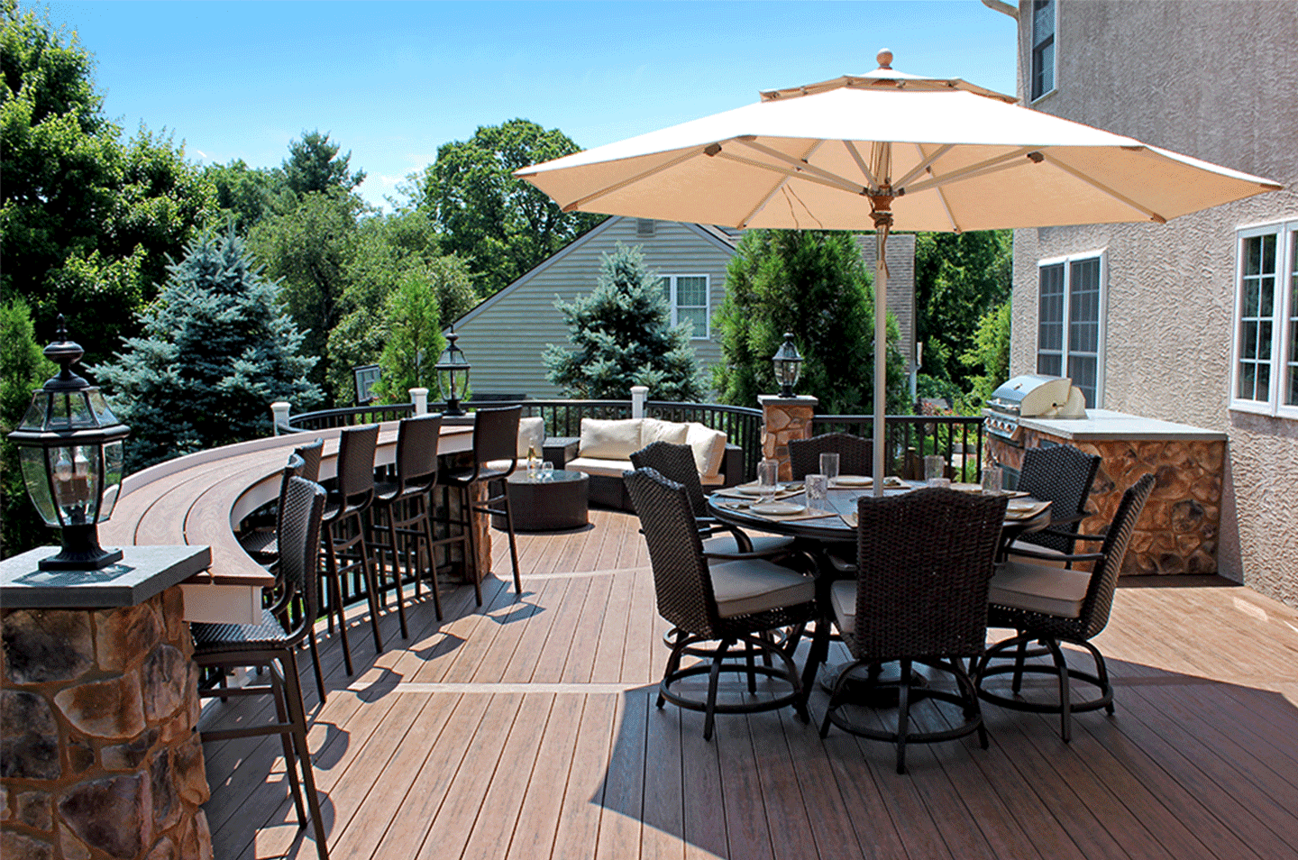 umbrella deck shade option