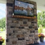 Jaszczyszyn - heritage stone veneer tv wall