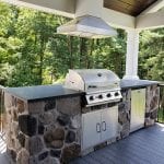 Legg - PA top rock stone veneer kitchen