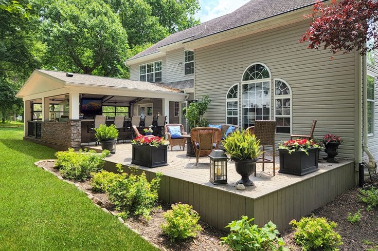Modern Farm House Sunroom / Silver Maple TimberTech Deck – Landenberg, PA